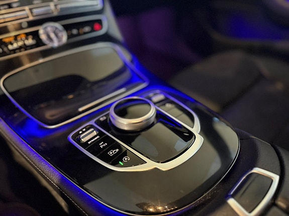 Mercedes-Benz E220 d 16 of 25