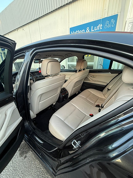 BMW 530d 11 of 15