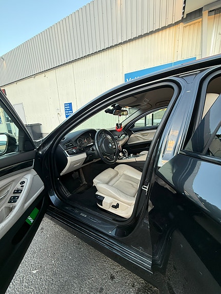 BMW 530d 14 of 15