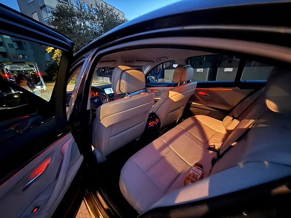 BMW 530d 9 of 15