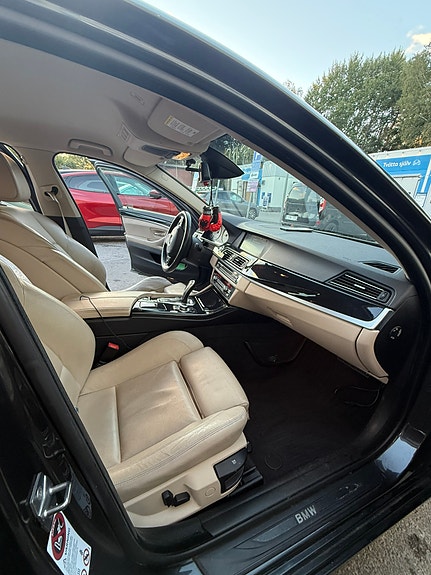 BMW 530d 13 of 15