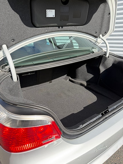 BMW 525i 16 of 21