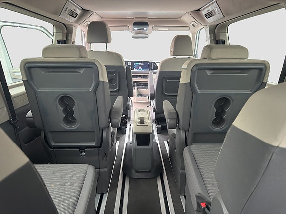 Volkswagen California 14 of 19