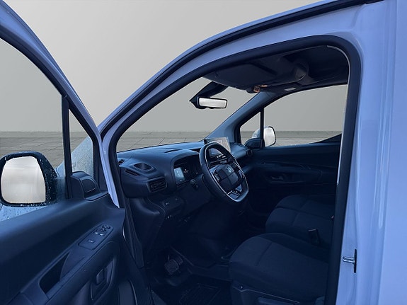 Toyota Proace City 7 of 24