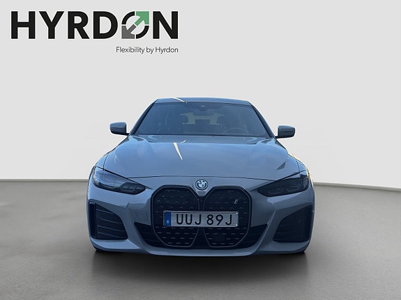 BMW i4 2 of 16