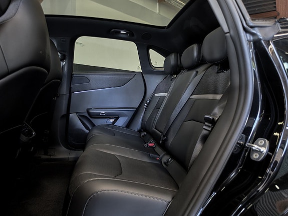 Mazda CX-6e 12 of 19