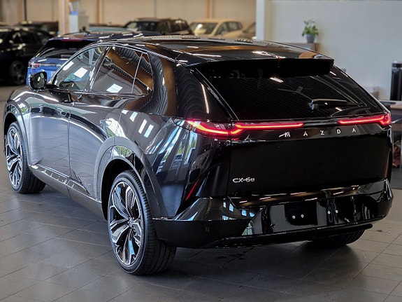 Mazda CX-6e 6 of 19
