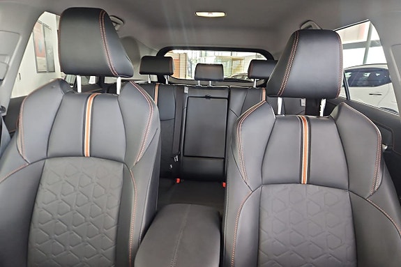 Toyota RAV4 15 of 20