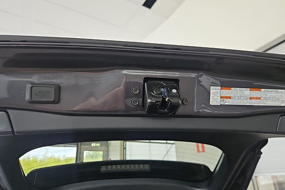 Toyota RAV4 20 of 20