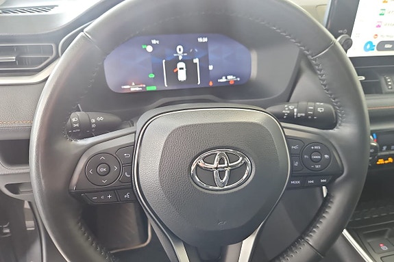 Toyota RAV4 13 of 20