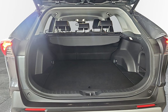Toyota RAV4 10 of 20