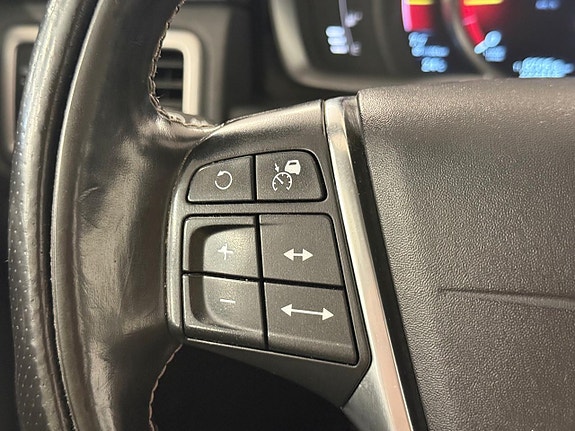 Volvo XC70 24 of 27