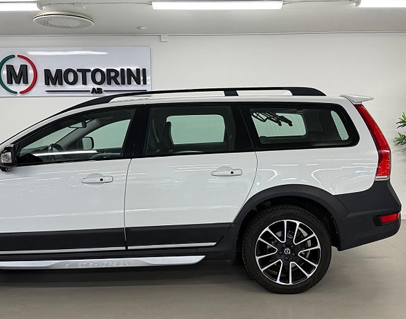 Volvo XC70 5 of 27