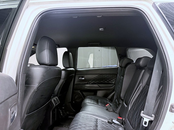 Mitsubishi Outlander 14 of 18