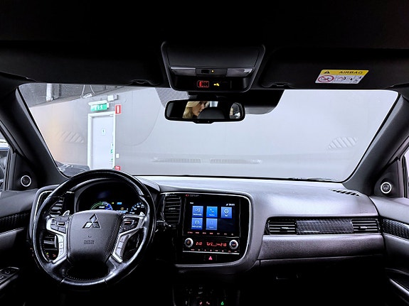 Mitsubishi Outlander 3 of 18