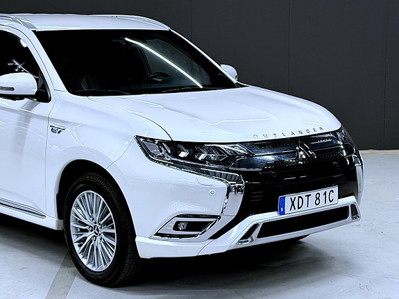 Mitsubishi Outlander 8 of 18