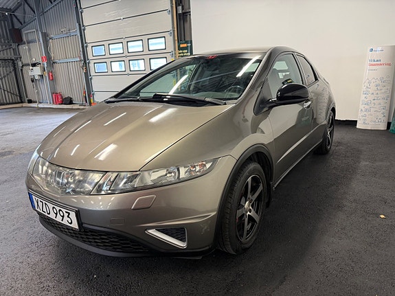 Honda Civic 6 of 12