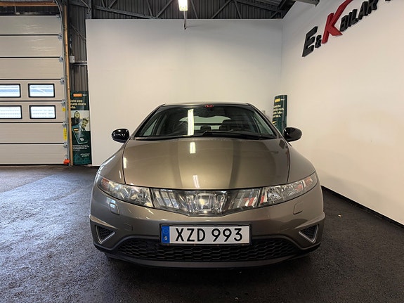 Honda Civic 4 of 12