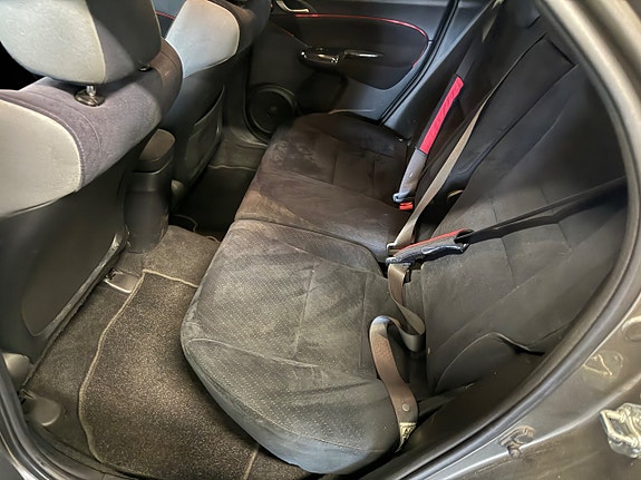 Honda Civic 10 of 12