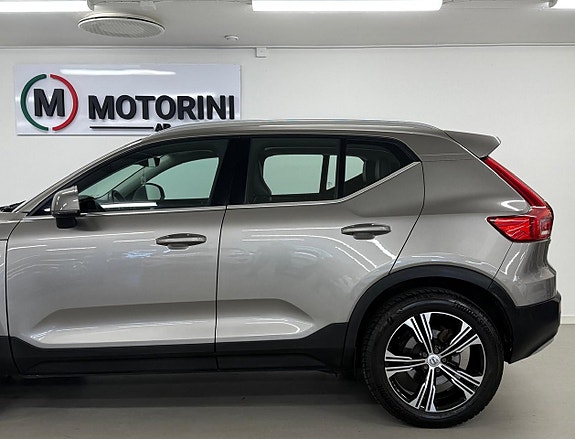 Volvo XC40 7 of 27