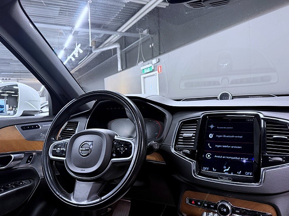 Volvo XC90 19 of 20