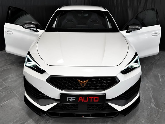 Cupra Leon 7 of 30