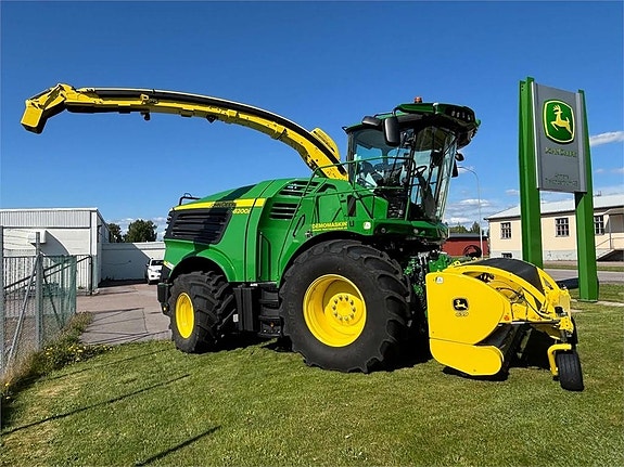 John Deere 8200i 5 of 7
