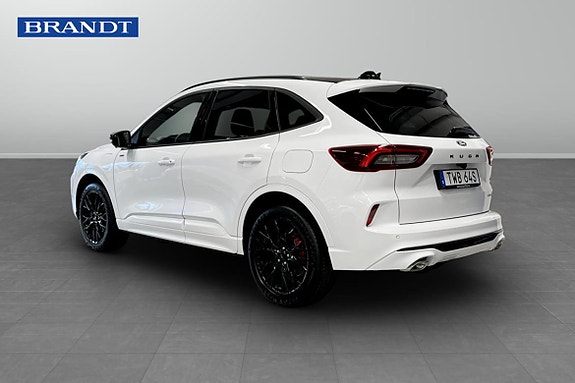 Ford Kuga 2 of 9