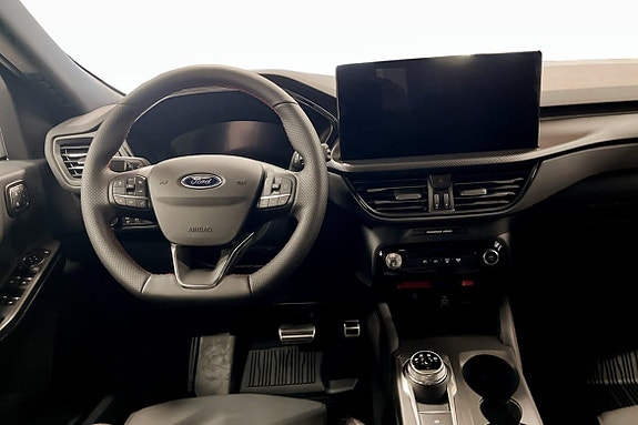 Ford Kuga 5 of 9
