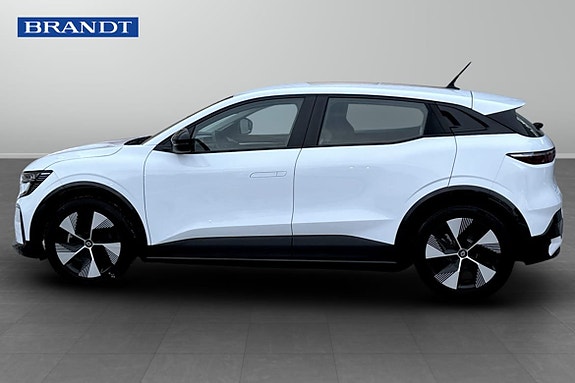 Renault Megane E-Tech 3 of 9
