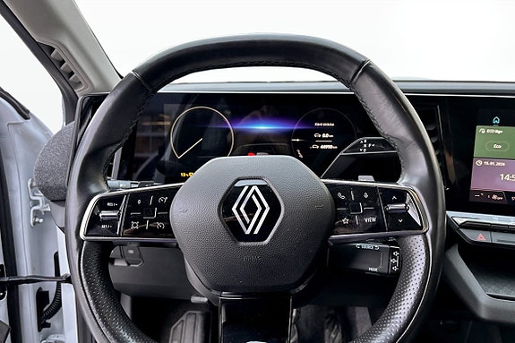 Renault Megane E-Tech 7 of 9