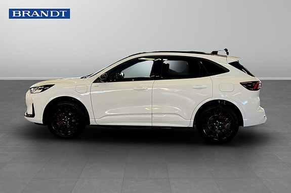 Ford Kuga 3 of 9
