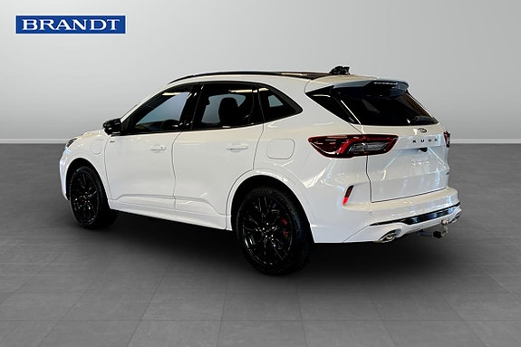 Ford Kuga 2 of 9