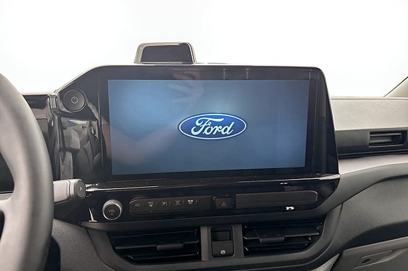 Ford E-Transit 5 of 7