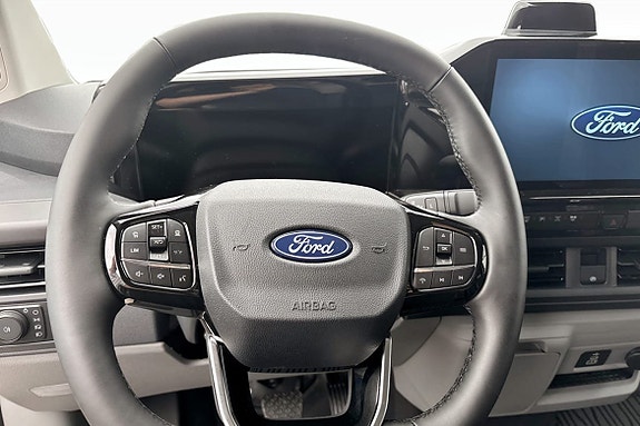 Ford E-Transit 6 of 7