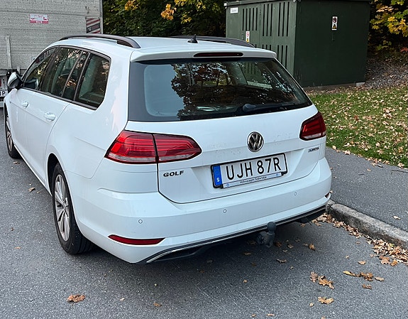 Volkswagen Golf VII 6 of 8