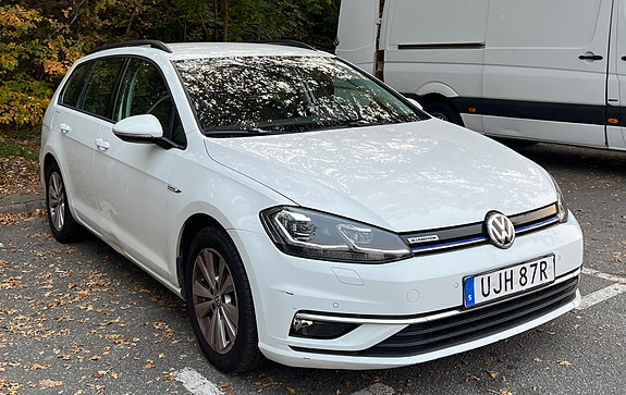 Volkswagen Golf VII 5 of 8