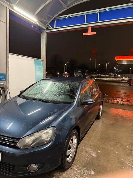 Volkswagen Golf VI 2 of 13