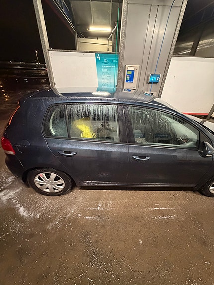 Volkswagen Golf VI 5 of 13