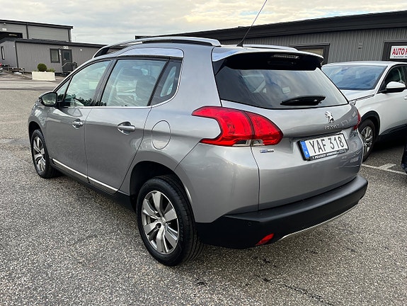 Peugeot 2008 3 of 10