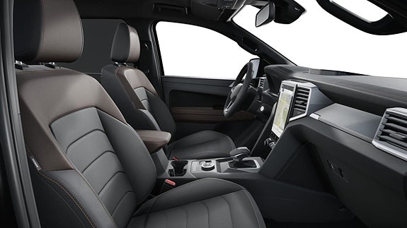 Volkswagen Amarok 2 of 3