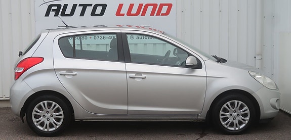 Hyundai i20 5 of 26