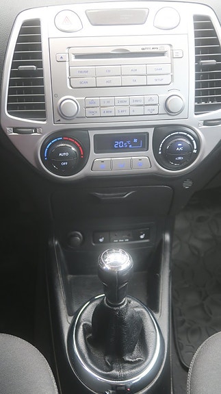 Hyundai i20 11 of 26