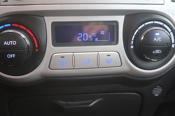 Hyundai i20 13 of 26