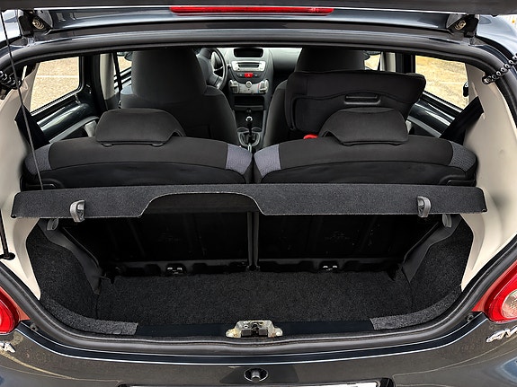 Toyota Aygo 9 of 11