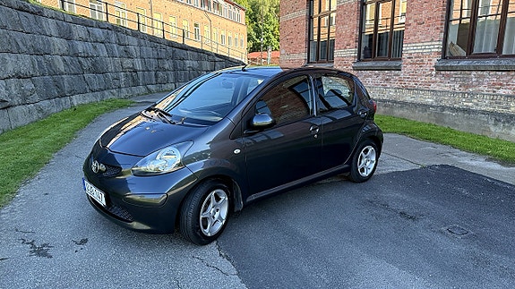 Toyota Aygo 6 of 11