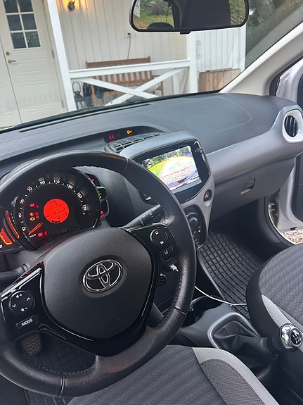 Toyota Aygo 3 of 5