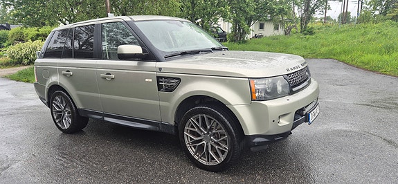 Land Rover Range Rover Sport 3 of 12