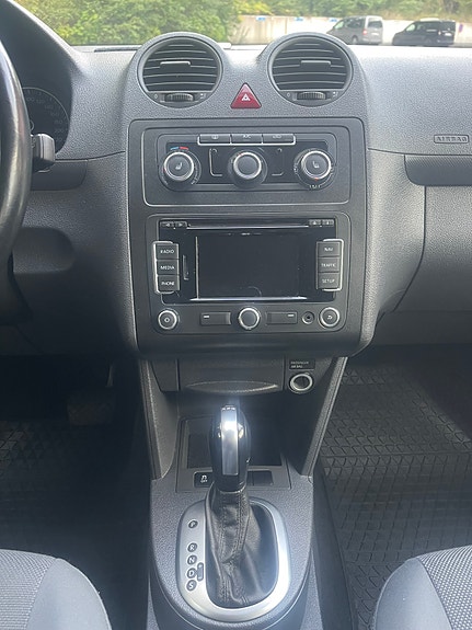 Volkswagen Caddy Maxi 6 of 7