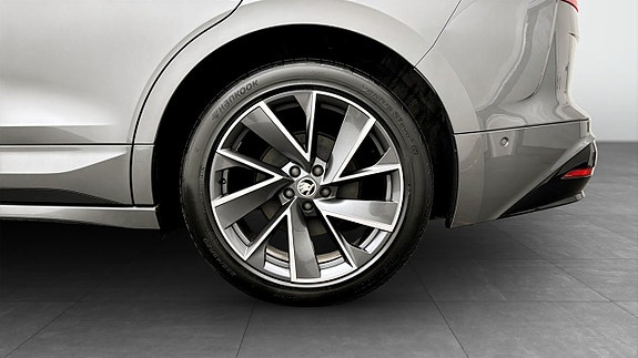 Skoda Enyaq 6 of 21